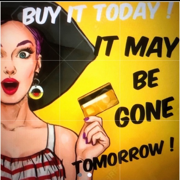 Sz L Red Spa Robe - Picture 5 of 5